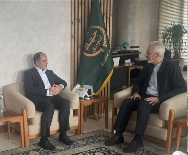 رایزنی بیکدلی با وزیر جهاد کشاورزی درباره کمیسیون مشترک ایران و افغانستان