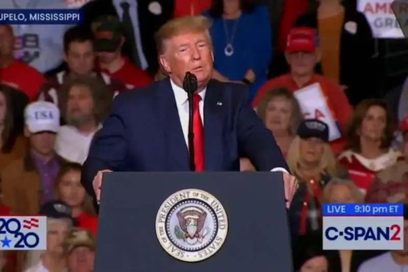 توهین به بایدن، گاف درباره جنگ قره‌باغ و تکرار ادعا درباره ایران