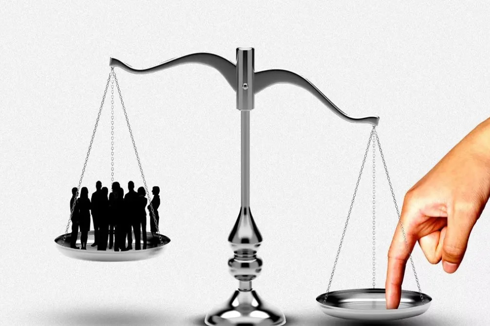 هشدار؛ تشدید شکاف درآمدی میان دهک‌های مختلف
