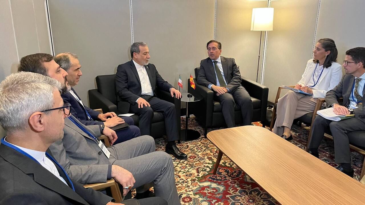 FM Araghchi meets Spanish, Cypriot counterparts in New York