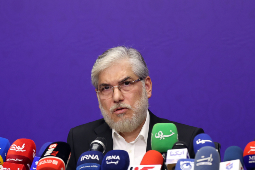 وزیر علوم: دانشجویان، نگران سربازی نباشند