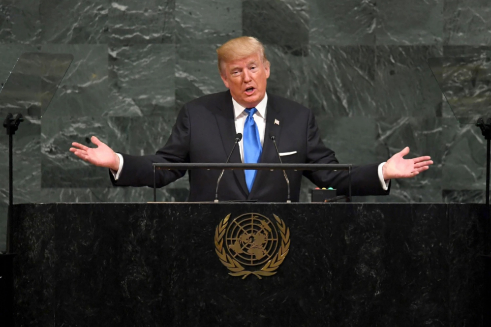 Падение стандартов дипломатии; Трамп и падение ценности политики