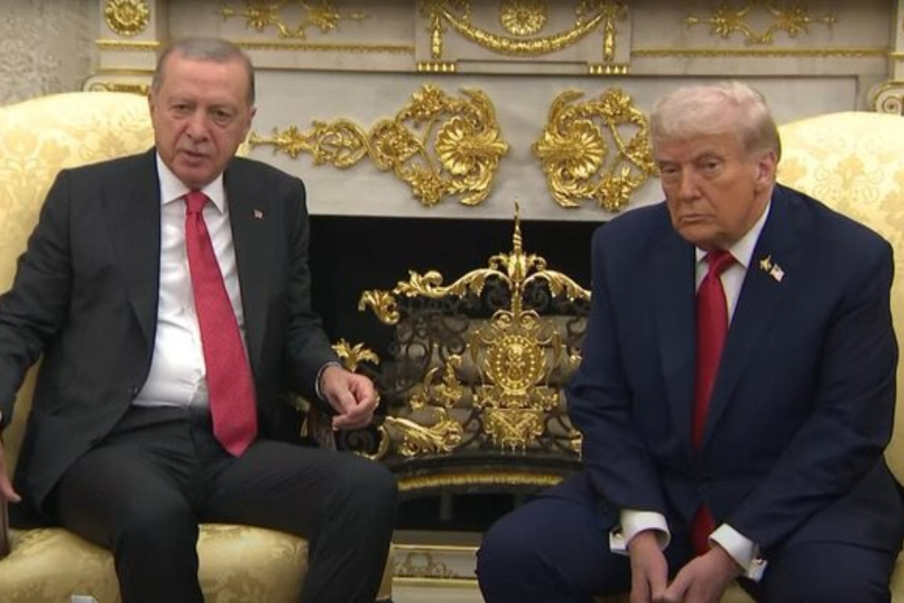 ترامپ در دیدار با اردوغان قول لغو تحریم های ترکیه را داد