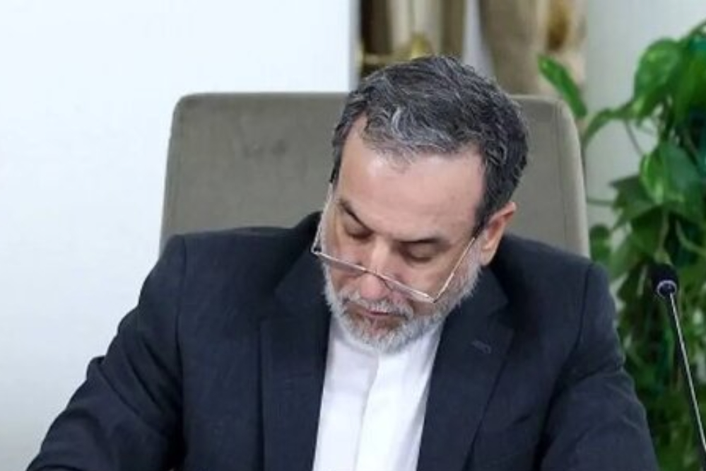 عراقجي: رفض أمريكا والترويكا الأوروبية للدبلوماسية كان عملاً متعمداً
