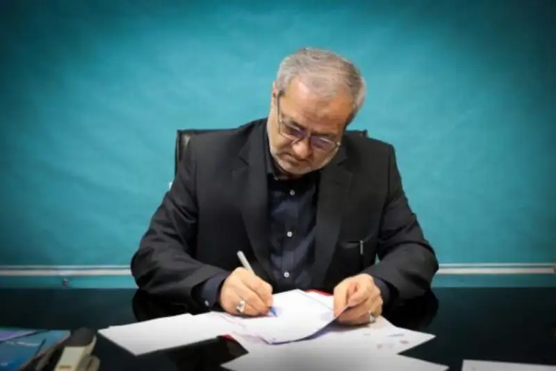 پیام تسلیت کاظمی در پی مرگ معلم فداکار و دانش آموز همدانی