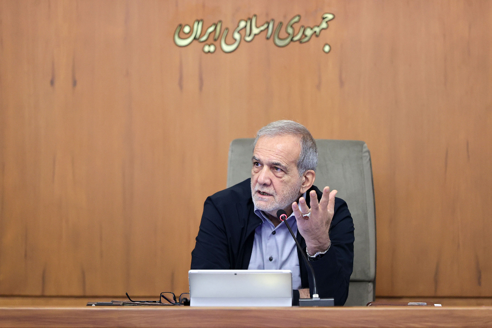 پزشکیان: نیروهای علمی را نباید به صرف یک اظهار نظر محروم کرد