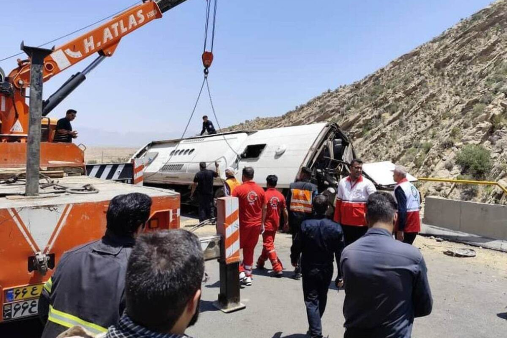 4 کشته و 20 مجروح در سقوط اتوبوس در جاده دماوند- فیروزکوه