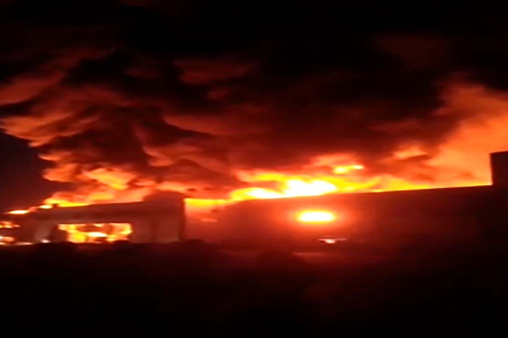 جزئیات  آتش‌سوزی گسترده در کارخانه لبنیات میهن
