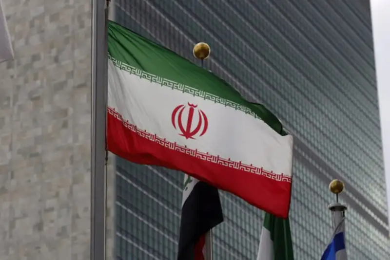 ایران یک زندانی فرانسوی را آزاد کرد/استقبال «مکرون» از آزادی شهروند فرانسوی بازداشت شده