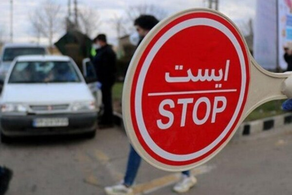 شوک پلیس از سرعت 200 کیلومتر در ساعت یک خودرو در جاده