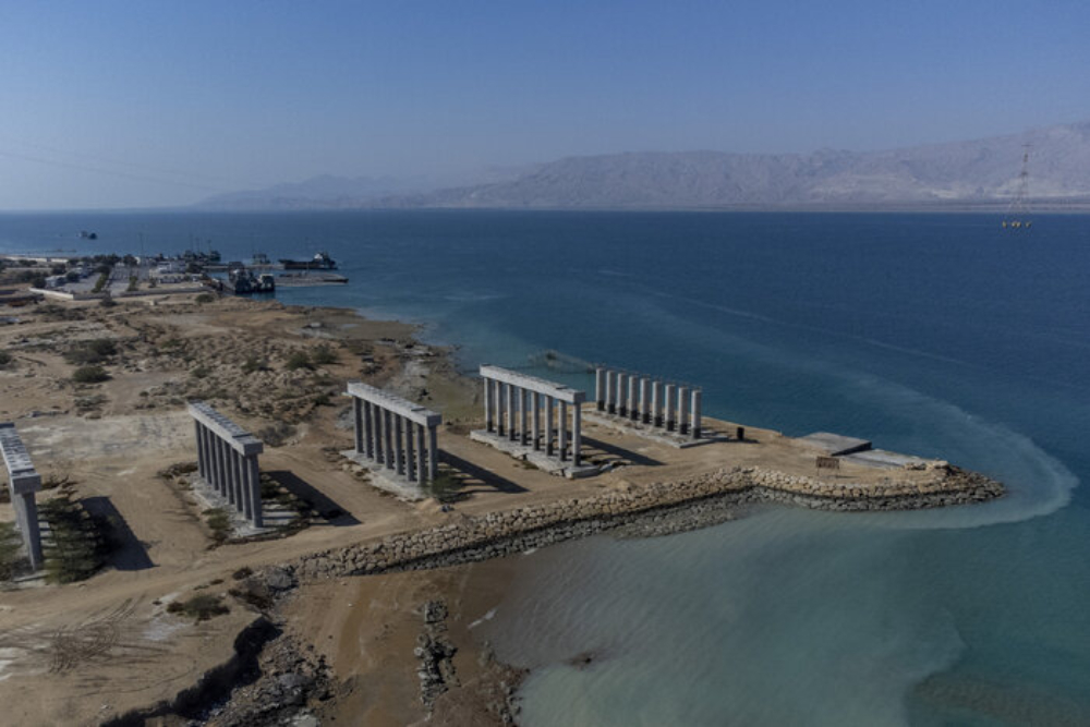آخر مستجدات مشروع بناء جسر الخليج الفارسي العابر للحدود في جزيرة قشم العالمية