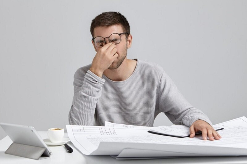 8 نشانه‌ای که می‌گویند بدن‌تان بیش از حد خسته است