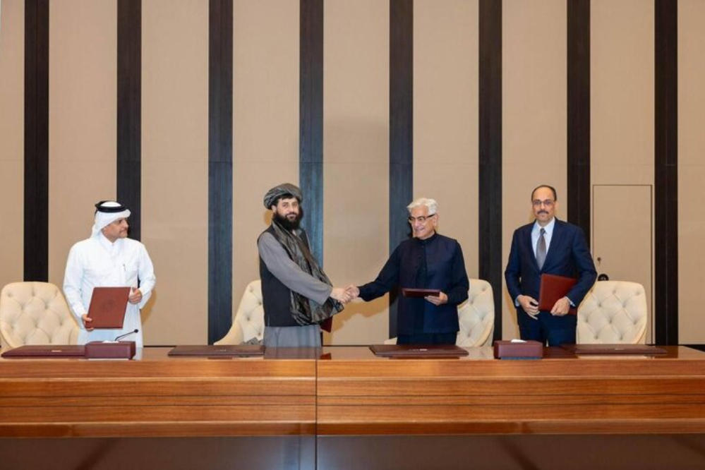 باكستان وأفغانستان تتفقان على وقف فوري لإطلاق النار