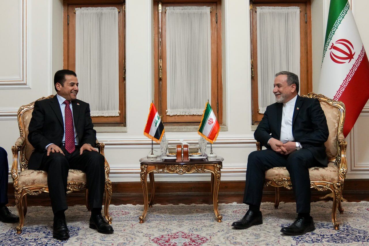 Araghchi meets Iraqi national security adviser