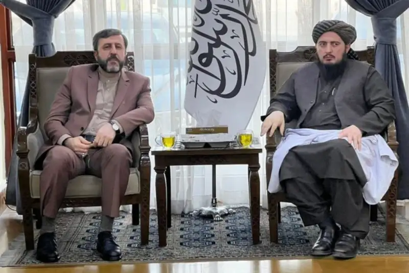 «غریب آبادی» به افغانستان سفر کرد