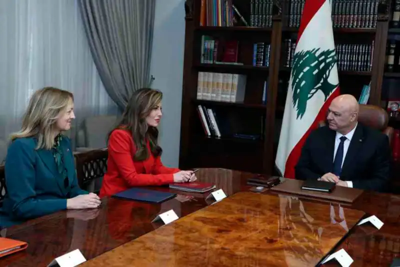 عون بر ضرورت توقف تجاوزات رژیم صهیونیستی تاکید کرد