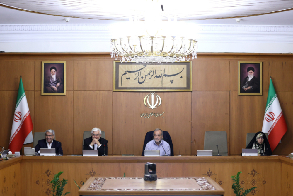 مسئولان دستگاه‌ها برای مدیریت هزینه‌ها تلاش موثر داشته باشند