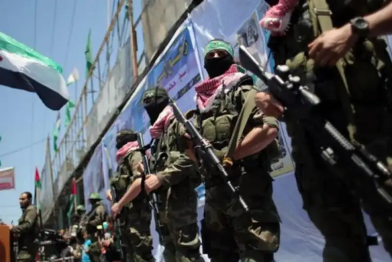 نه قاطع مردم فلسطین به خلع سلاح مقاومت