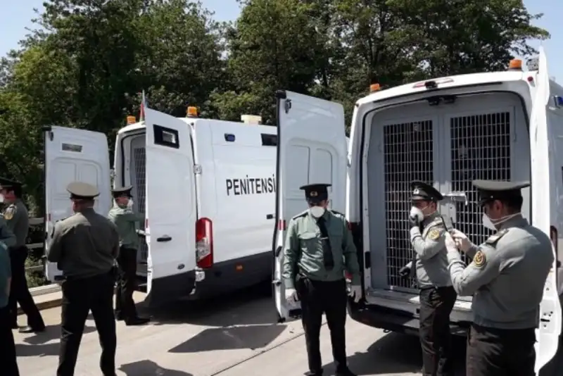 21 زندانی ایرانی از ترکیه به داخل کشور منتقل شدند