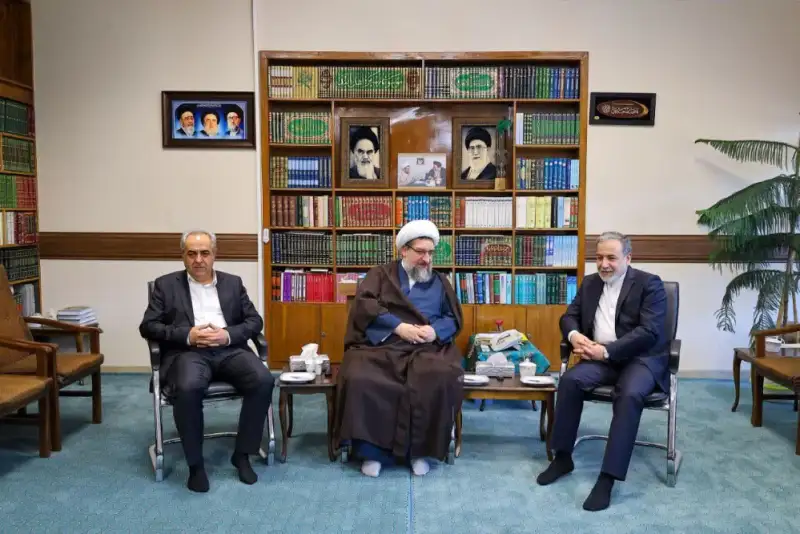 عراقچی: دیپلماسی بخشی از قدرت دفاعی کشور است