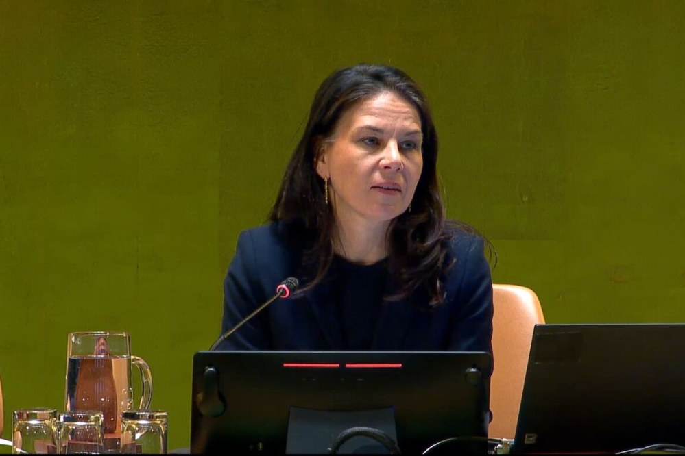 در برابر نقض حقوق بین‌الملل ساکت نمانیم