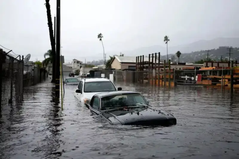 سیل نادر و بی سابقه در نیویورک + فیلم