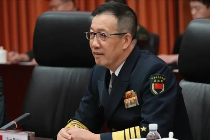 وزیر دفاع چین به آمریکا: درباره مسئله تایوان محتاط باشید