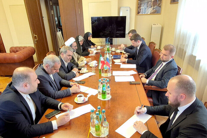 Iran, Russia vow to deepen cooperation, highlight shared stance against Western policies