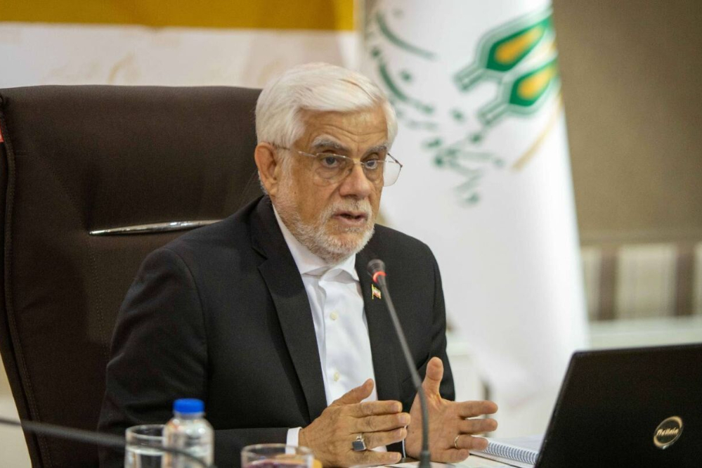 عارف: هوش مصنوعی باید در همه خدمات کشور جایگاه خود را پیدا کند