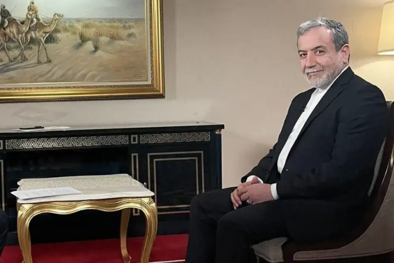 عراقچی: آنچه با جنگ به دست نیامده، نمی‌تواند با سیاست داده شود