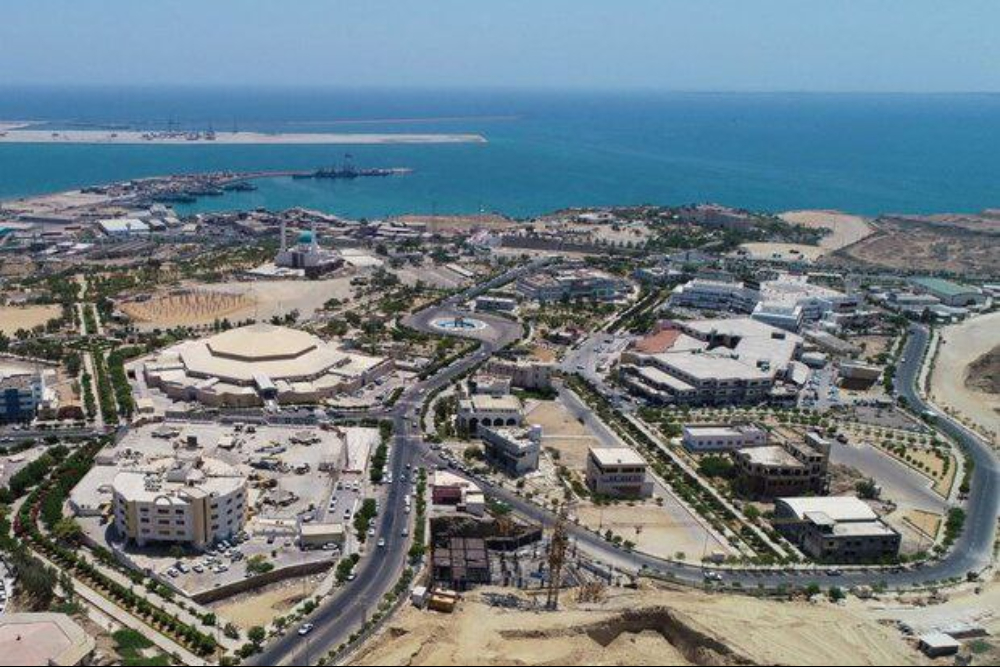 اصلاح قانون مناطق آزاد پس از 32 سال/از سر گیری واردات خودرو و تخصیص ارز تولیدی‌ها