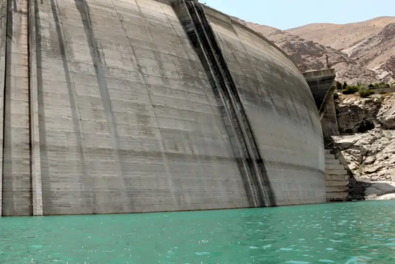 سد امیرکبیر فقط برای 2 هفته ذخیره آب دارد