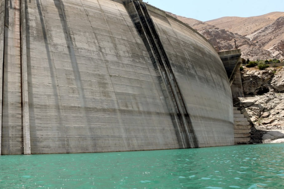 سد امیرکبیر فقط برای 2 هفته ذخیره آب دارد