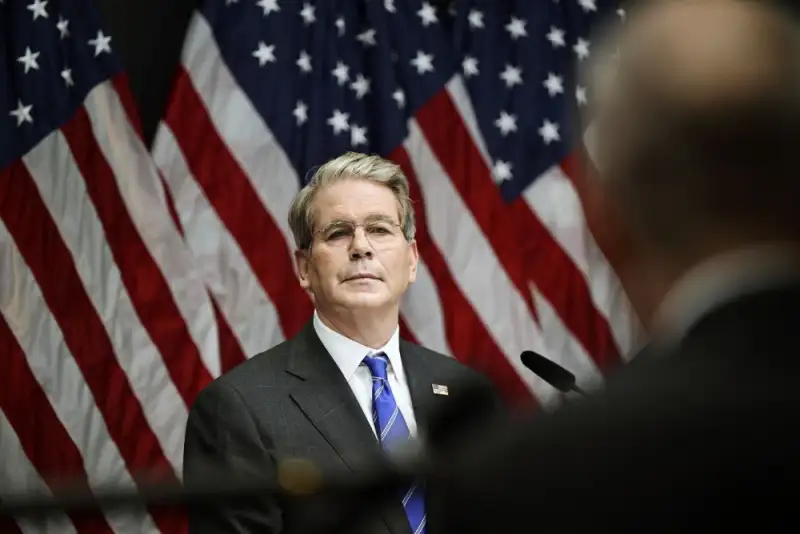 وزیر خزانه‌داری آمریکا: چین در بسیاری از موارد «شریک غیرقابل اعتمادی» است