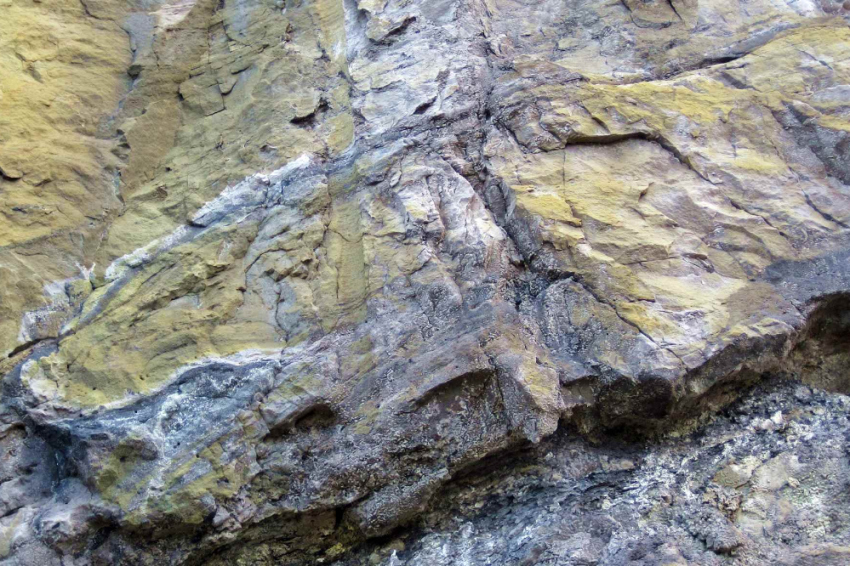 Gray Gold: How Uranium Redrew the World’s Power Map