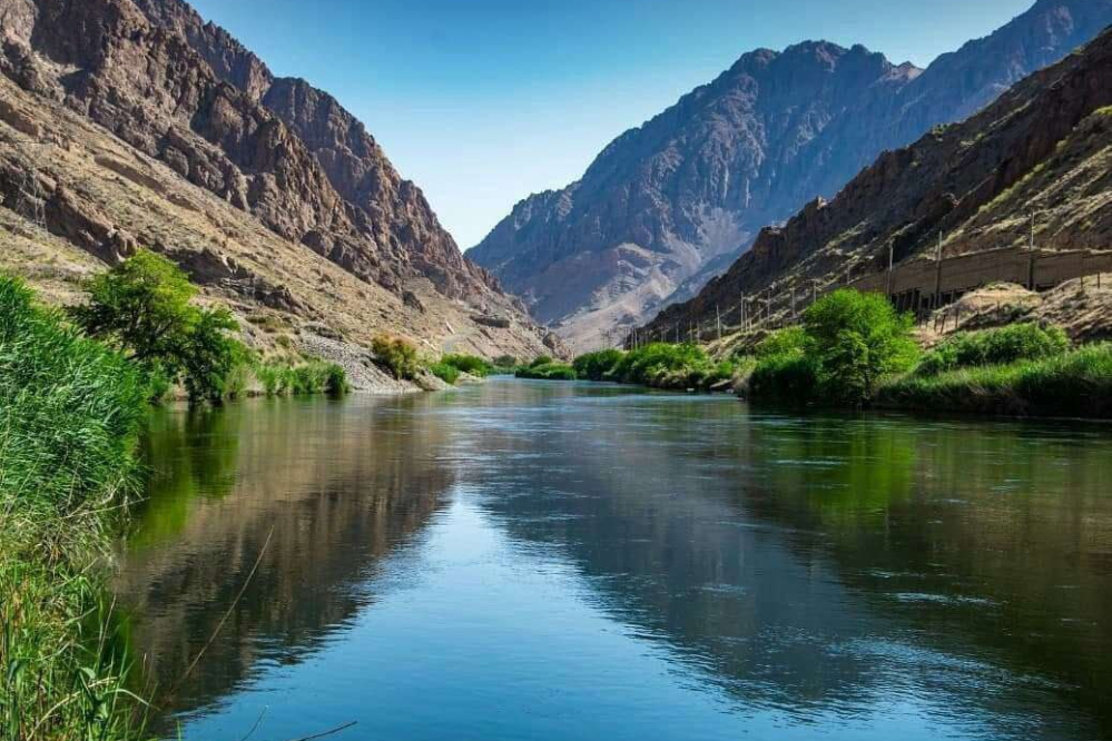 ایران نما | معرفی جاذبه های گردشگری شهرهای ایران (118)  « پلدشت »