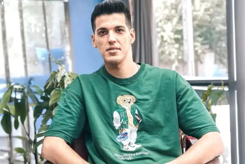 واکنش رئیس فدراسون والیبال به شایعات درباره صابر کاظمی/شریان‌های مغزی صابر پاره شده است