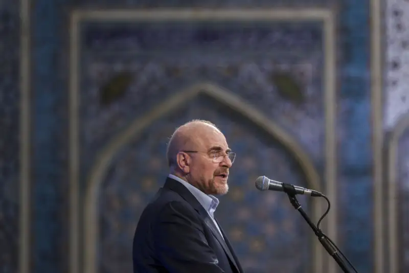 قالیباف: روحیه جهادی یعنی تحول‌آفرینی بدون تکیه بر امکانات