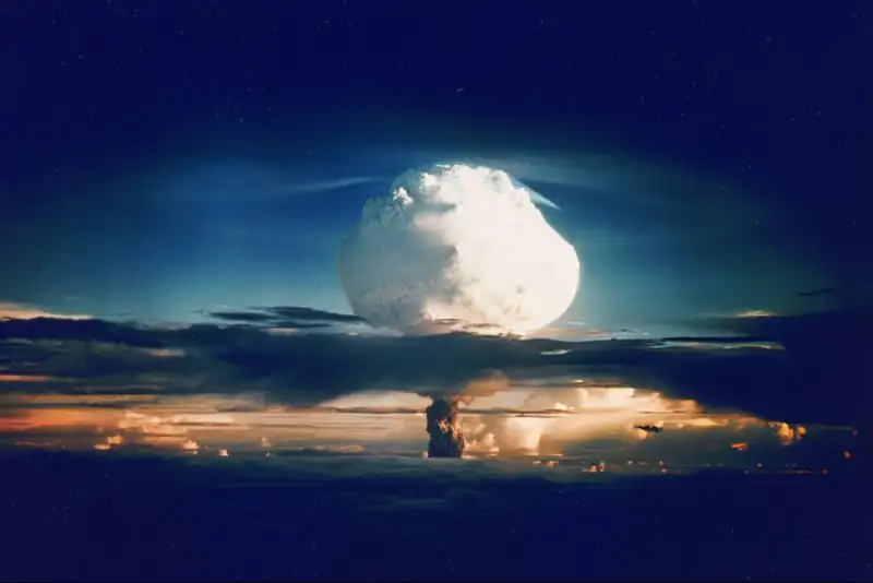 آزمایش هسته‌ای آمریکا این جزیره‌ را تبخیر کرد! + تصاویر