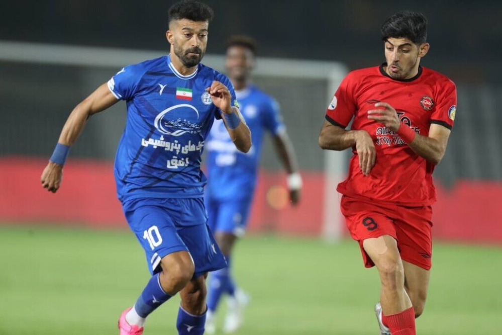 کنفدراسیون فوتبال آسیا استقلال و تراکتور را نقره داغ کرد