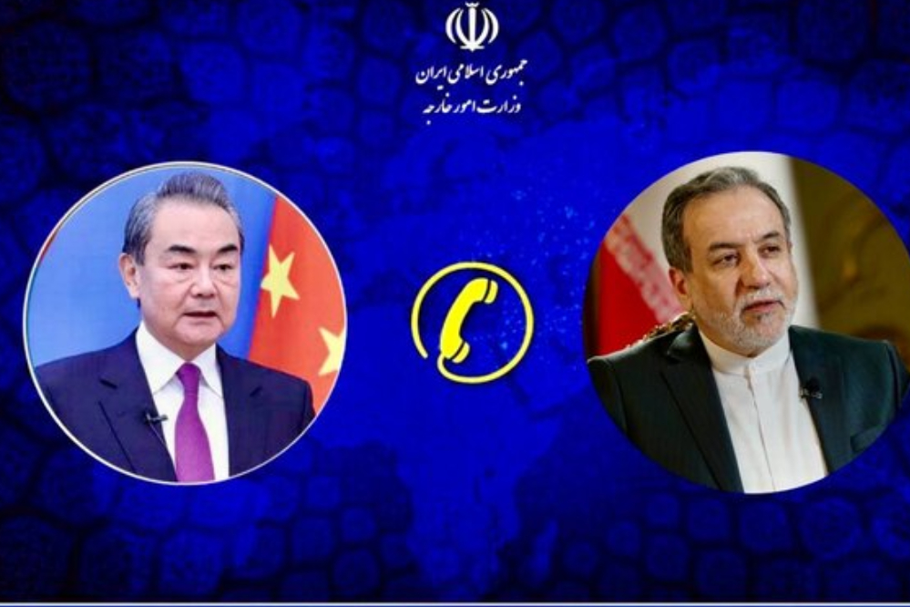 وزيرا خارجية ايران والصين يناقشان العلاقات الثنائية والتطورات الدولية