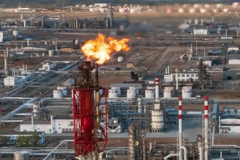 عراق از بارگیری محموله‌های لوک‌اویل خودداری کرد