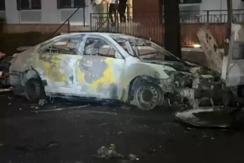 انفجار مهیب در نیویورک پس از آتش‌سوزی زباله‌ها