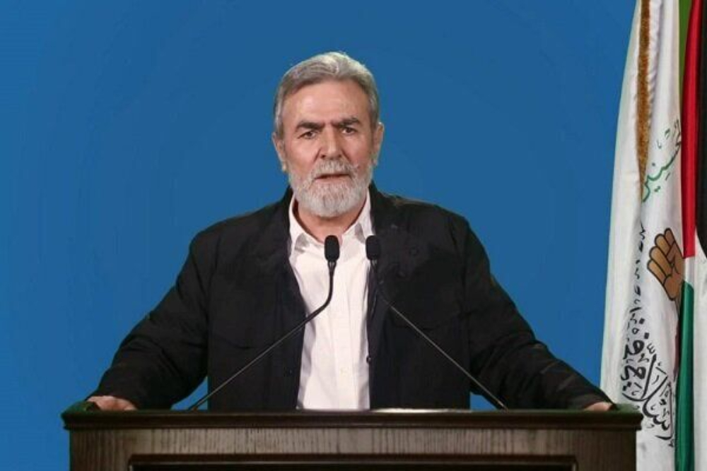 دبیرکل جهاد اسلامی: سلاح مقاومت فلسطین را زمین نمی‌گذاریم