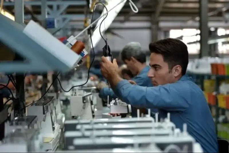 راه شناسایی علت تعدیل نیرو در واحدهای اقتصادی از طریق سامانه فراهم شد