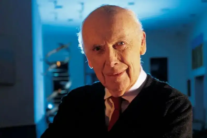 کاشف ساختار مارپیچ دوگانه دی‌ان‌ای در گذشت