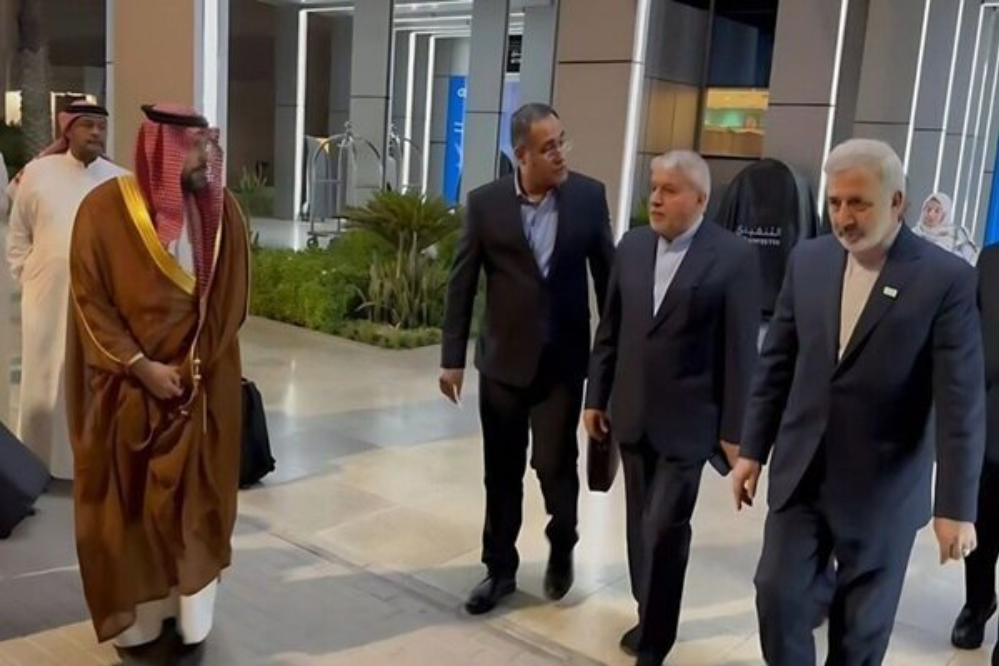 وزير التراث الثقافي الايراني يزور السعودية