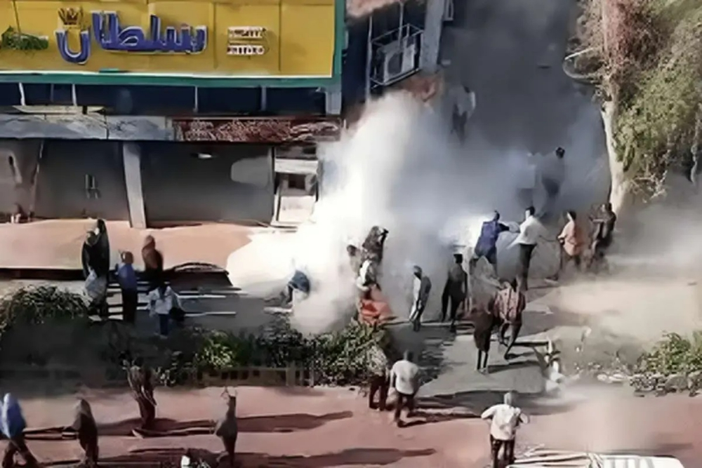 جوان اهوازی که خودسوزی کرده بود، جان باخت!