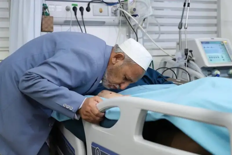 پدر مرحوم صابر کاظمی: پیام تسلیت رهبری برای ما قوت قلب بود