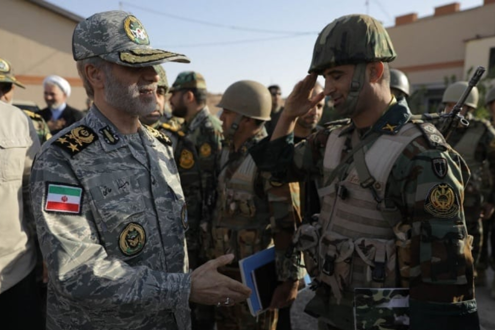 Главнокомандующий Армией Исламской Республики Иран: Подразделения сухопутных войск всеми силами защищают границы